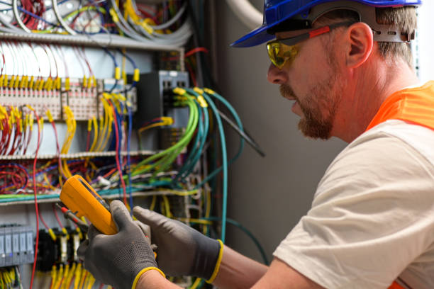 Best Circuit Breaker Repair  in Deerfield Beach, FL